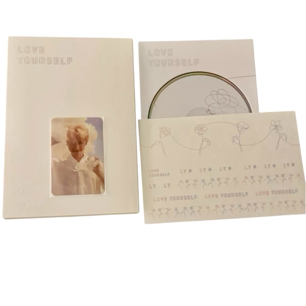 BTS Love Yourself - Her (Ver. O) Opened Official Album with Photocard